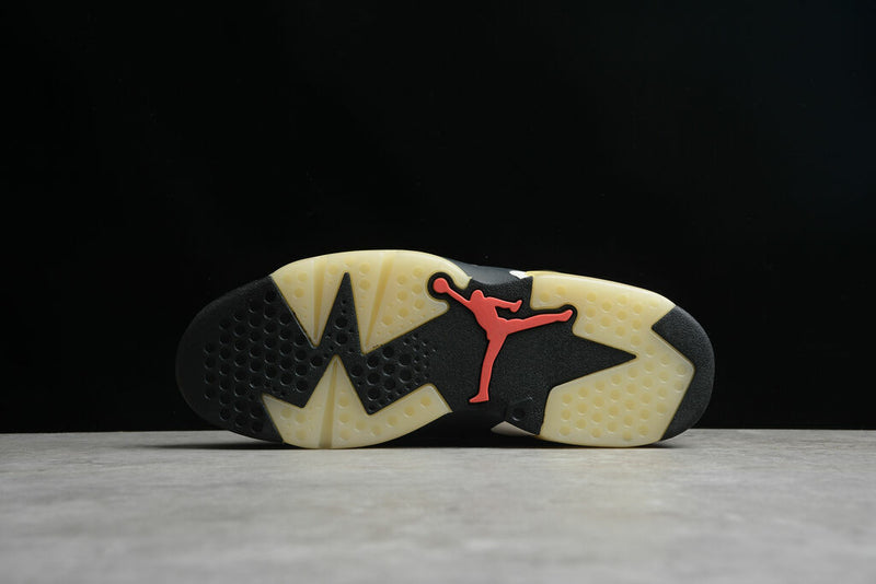 NIKE AIR JORDAN 6 RETRÔ TRAVIS SCOTT