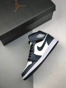 Nike Air Jordan 1 MID AJ1