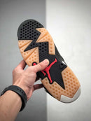 NIKE AIR JORDAN 6 RETRÔ