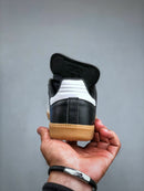 Tênis Adidas Samba Pharrell willians