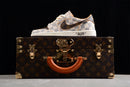 Tênis Louis Vuitton x Nike Air Jordan 1 Low OG Custom