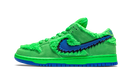 Nike SB Dunk Low “Green Bear”