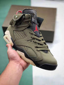 NIKE AIR JORDAN 6 RETRÔ