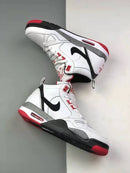 Tênis Nike Air Flight 13