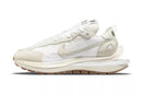 Nike sacai x Nike Vaporwaffle "Sail"