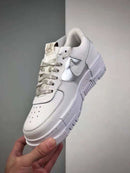 Nike Air Force 1 Pixel SE Branco e Prata