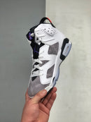 NIKE AIR JORDAN 6 RETRÔ