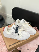 Tênis New Balance x Miu Miu