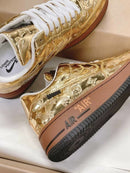 Nike & Louis Vuitton Dourado