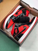 Nike Air Jordan 1 Mid SE