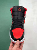 Nike Air Jordan 1 Mid SE