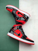 Nike Air Jordan 1 Mid SE
