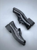 Tênis Prada triangular Loafer