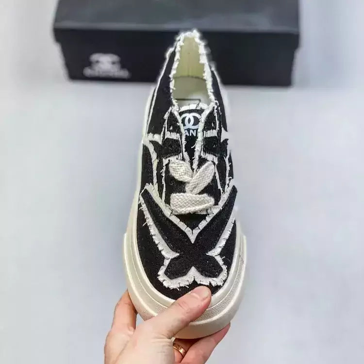 Tênis Chanel